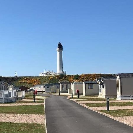 Highway Hotel Lossiemouth Bagian luar foto