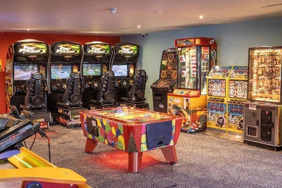 Highway Hotel Lossiemouth Bagian luar foto